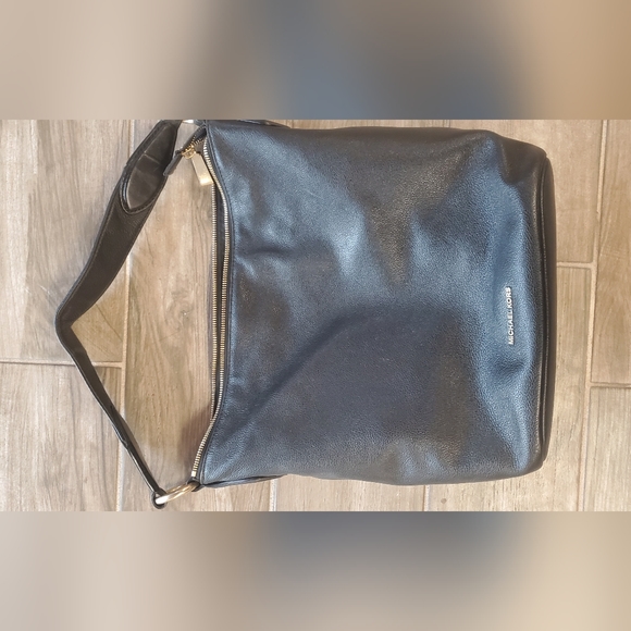 Purse - Picture 3 of 4